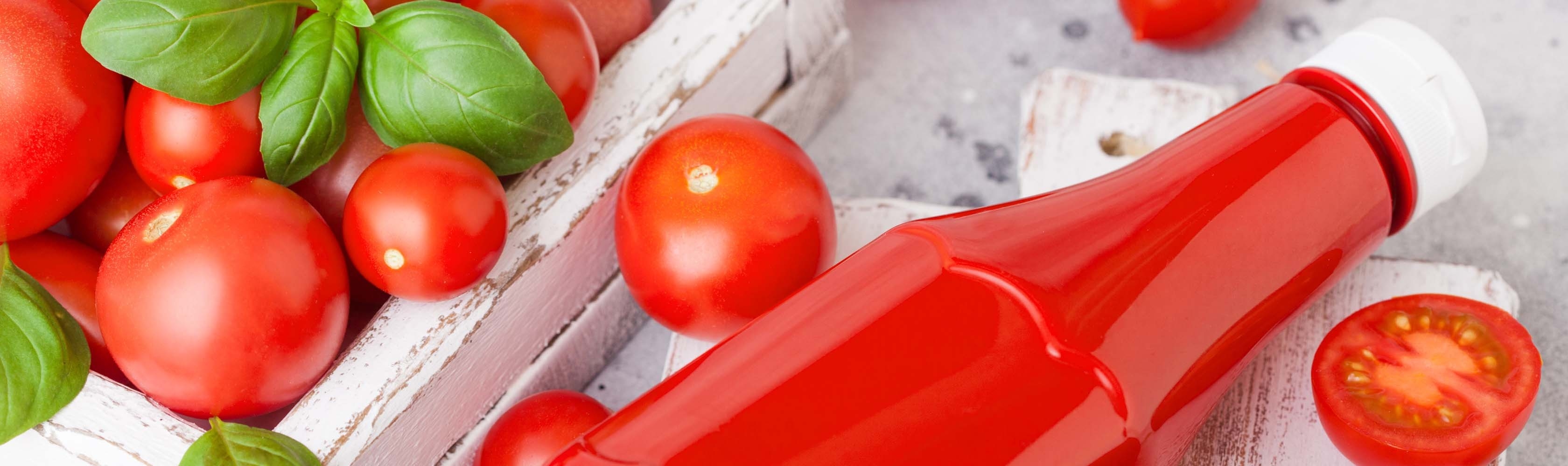 Zuckerfreie Ernährung: Achten Sie auf versteckte Zucker wie zum Beispiel in Getränken, Tomatensugo oder Früchtejoghurt.