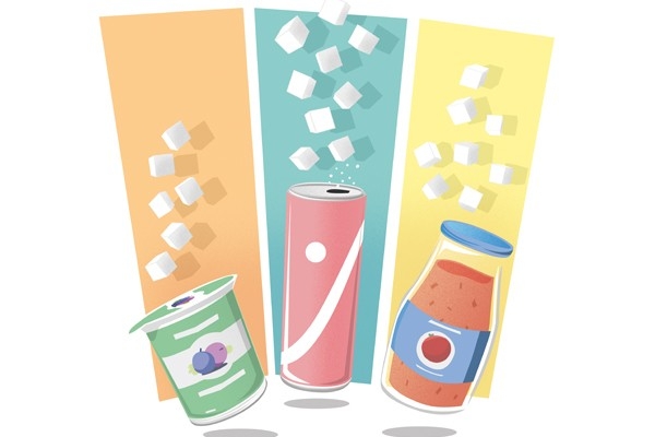 Zuckerfreie Ernährung: Achten Sie auf versteckte Zucker wie zum Beispiel in Getränken, Tomatensugo oder Früchtejoghurt.