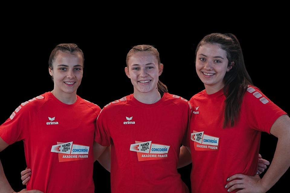 Die CONCORDIA Handball-Akademie ist die neue Geburtsstätte von Talenten im Schweizer Frauen Handball. Im neuen «OYM» (On your Marks) Kompetenzzentrum erhalten die talentiertesten Spielerinnen im Alter von 14 bis 20 Jahren unter professionellen Bedingungen das Rüstzeug für einen erfolgreichen Anschluss an die Spitze.