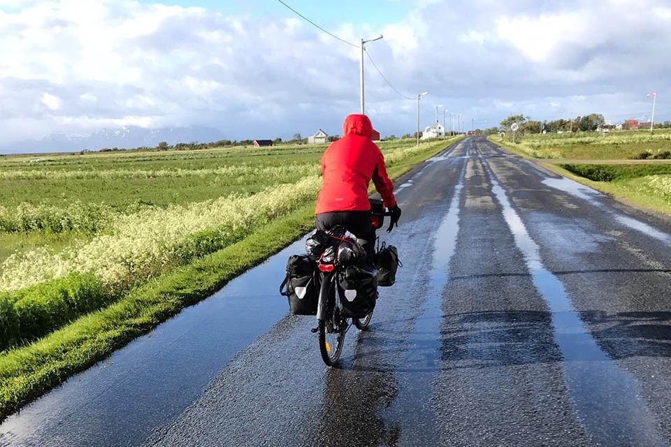 Auf der Velotour war das Wetter nicht immer auf der Seite der beiden Abenteurer. Ein bisschen Regen konnte sie aber nicht aufhalten.